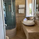 Pacific Guest house 3*